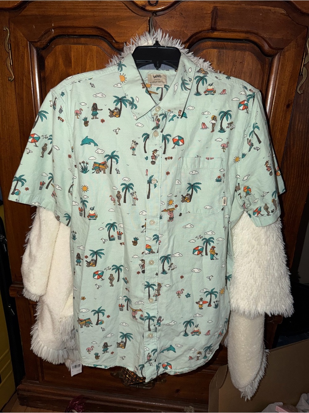 Vans Tropical Button Up Shirt Medium Beach Aloha Palm Tree Dolphin Print - Picture 2 of 3